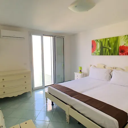 Apartament Attico 4 Colonne Vista Mare Bagno-Sprizze