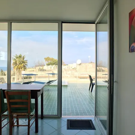 Attico 4 Colonne Vista Mare Apartament *